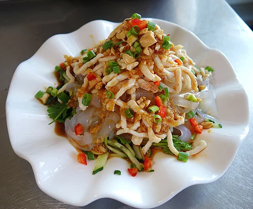 鸡丝拉皮