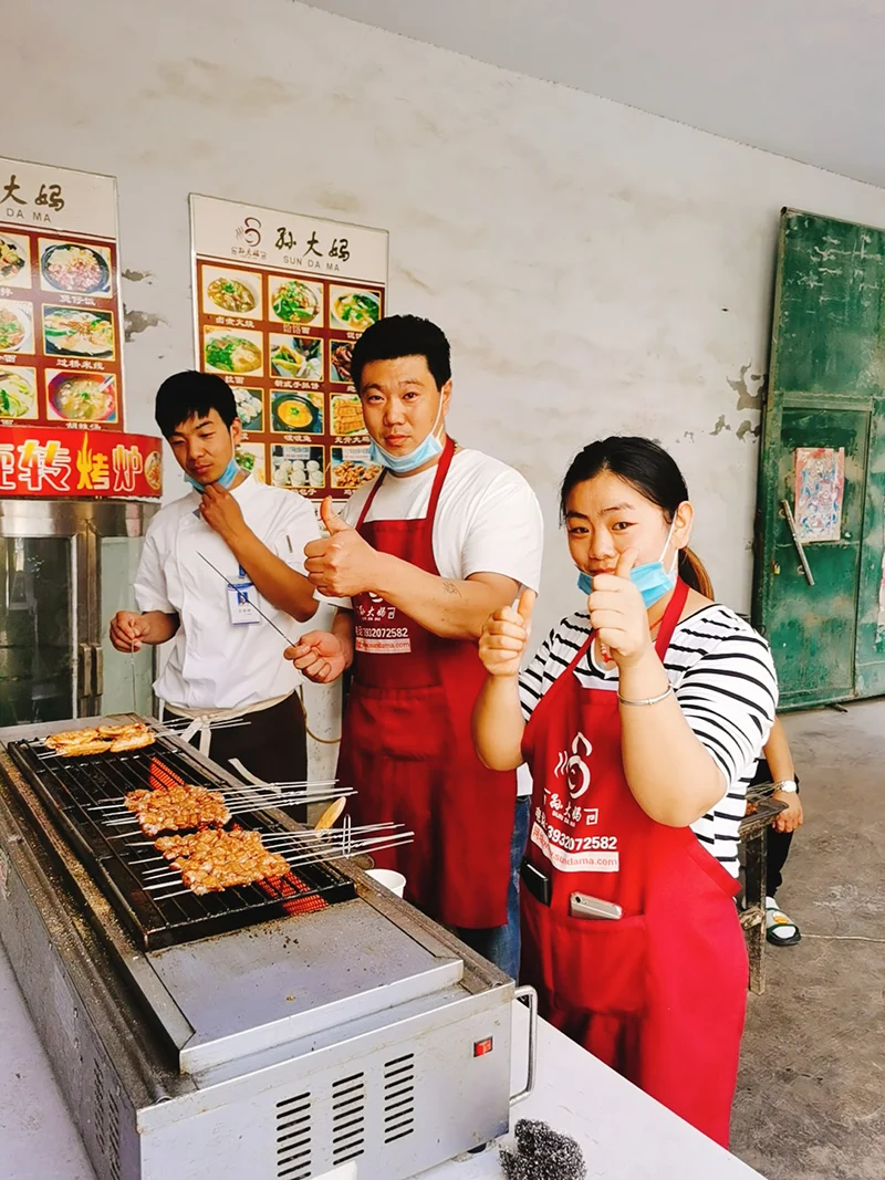 学员对烧烤非常满意