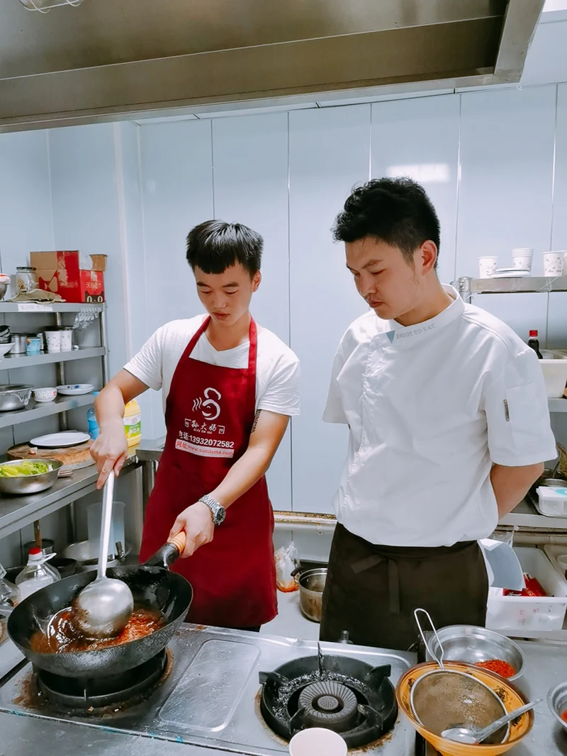 学员操作中